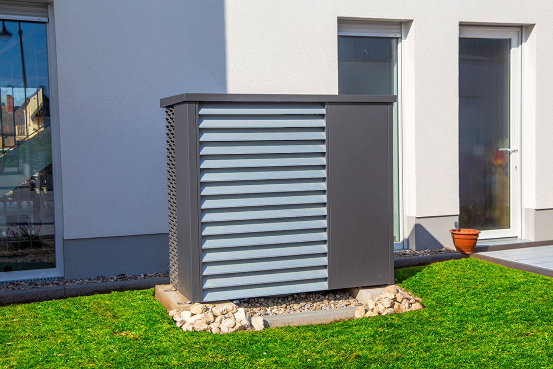 Wärme&shy;pumpen bei Elektro Cakan Sanitär GmbH & Co.KG in Niestetal