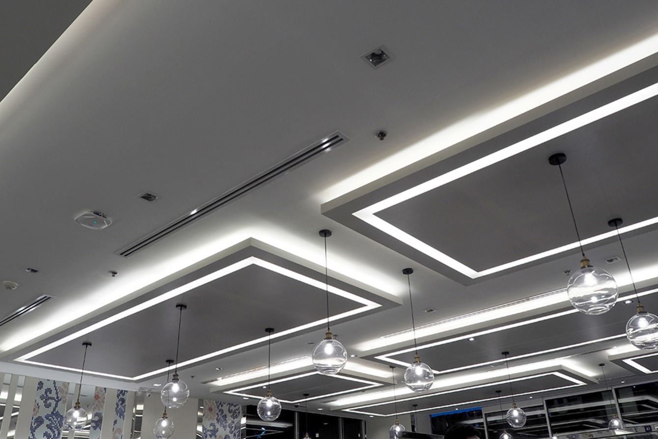 LED-Beleuchtung bei Elektro Cakan Sanitär GmbH & Co.KG in Niestetal